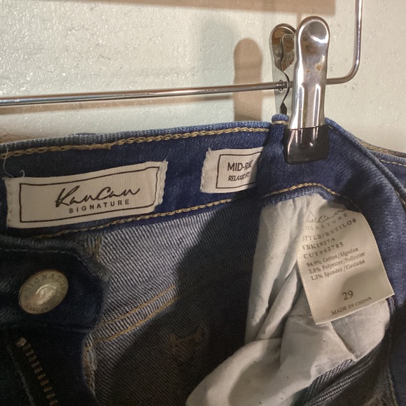 KanCan Mid-Rise Relaxed Fit | Size 29 | Medium Wash - Picture 2 of 3